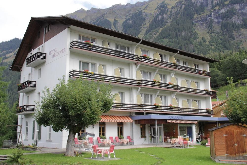 Guest Rooms With A Great View At Residence Brunner Wengen Exterior photo